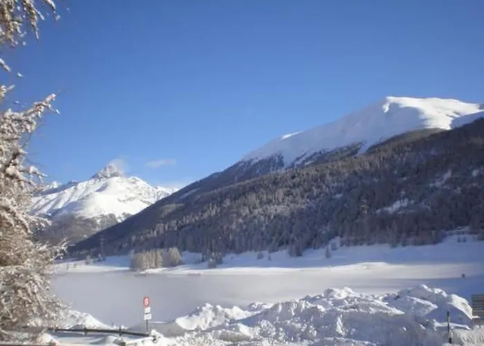 アパート Chesa Sur En By Interhome